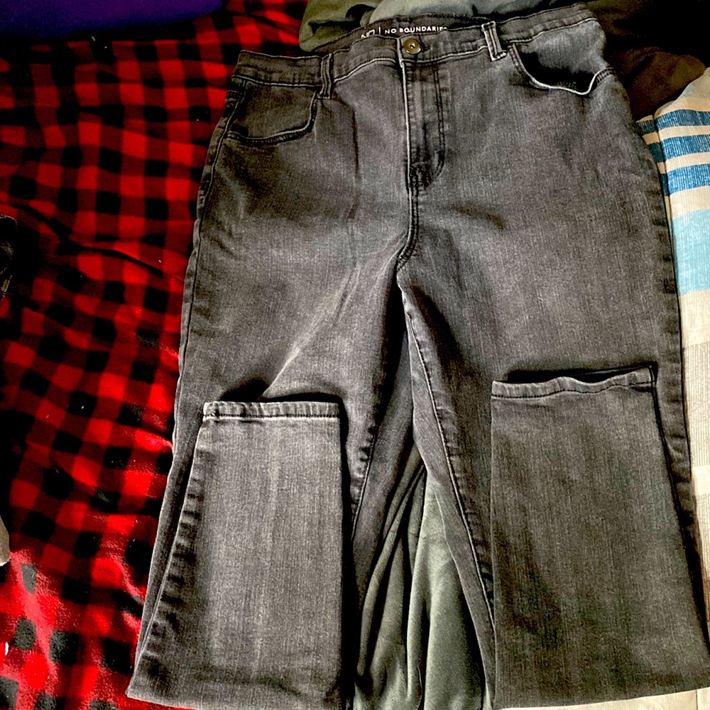 Black jeans, women’s